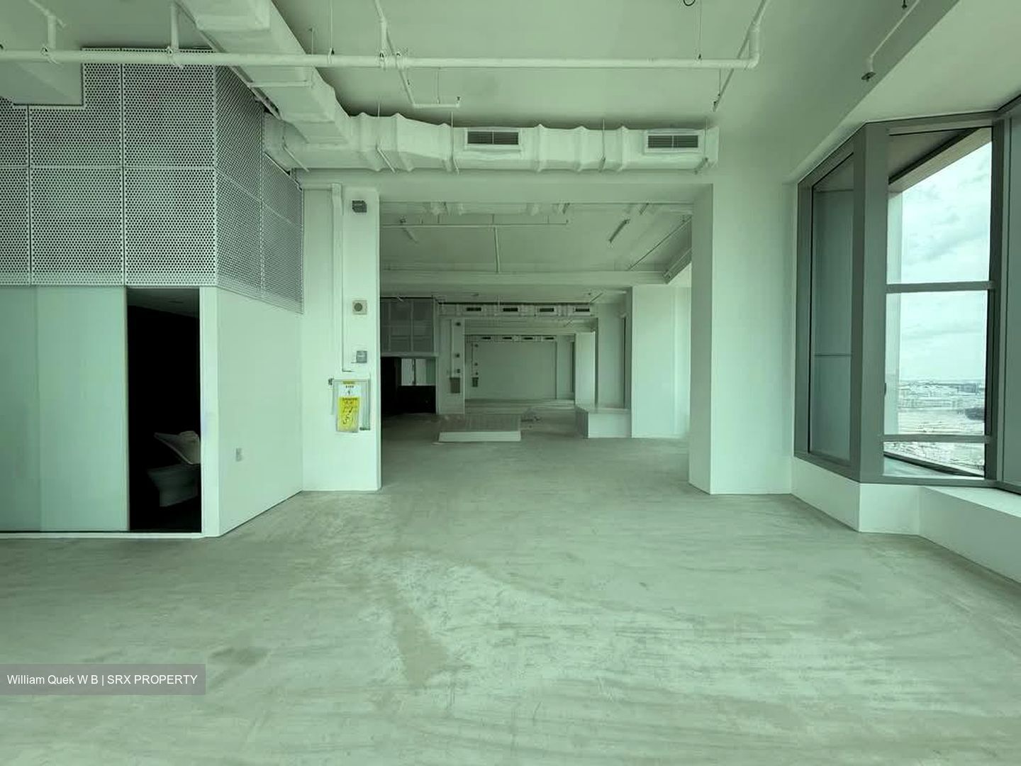 Arc 380 (D8), Office #532390601